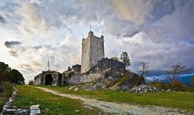 Великая стена абхазии фото